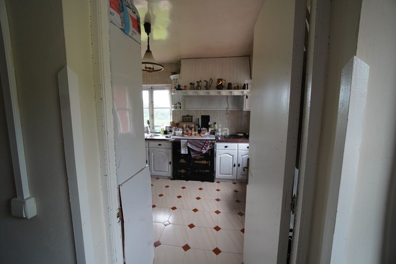 Foto 6a895e28-08af-4824-b932-e40f9d507f90. Casa amb xemeneia calefacció aparcament a Ribadedeva