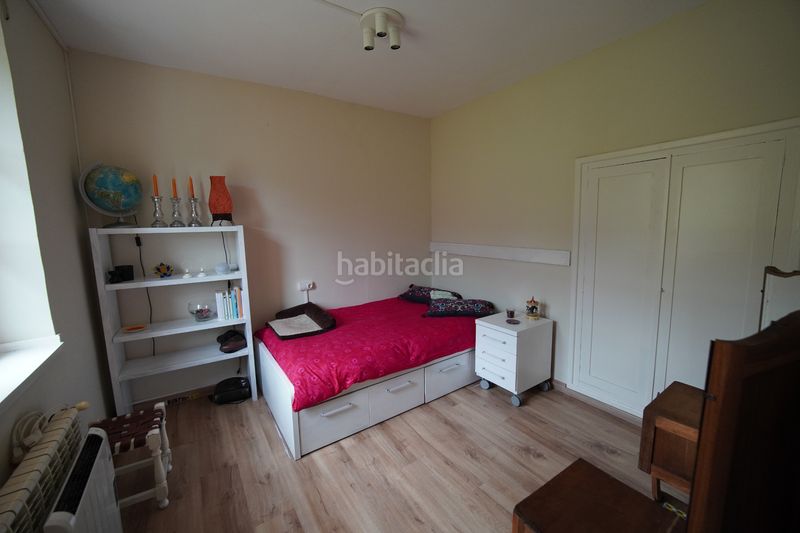 Foto c7903d2d-dfa5-4896-a7d1-b56784c30196. Casa amb xemeneia calefacció aparcament a Ribadedeva