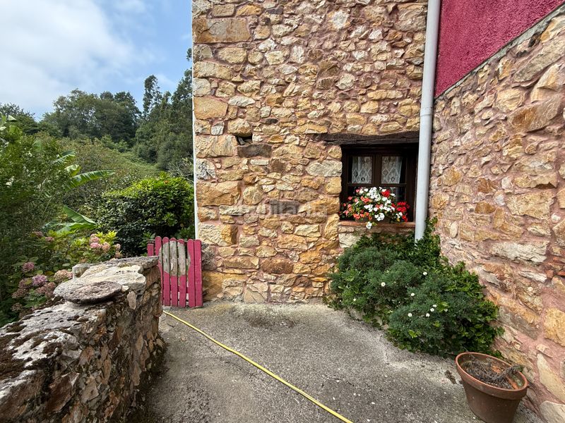 Foto df0ca6a7-4bf8-4f48-975a-673cdfc3778d. Casa amb calefacció aparcament a Ribadesella
