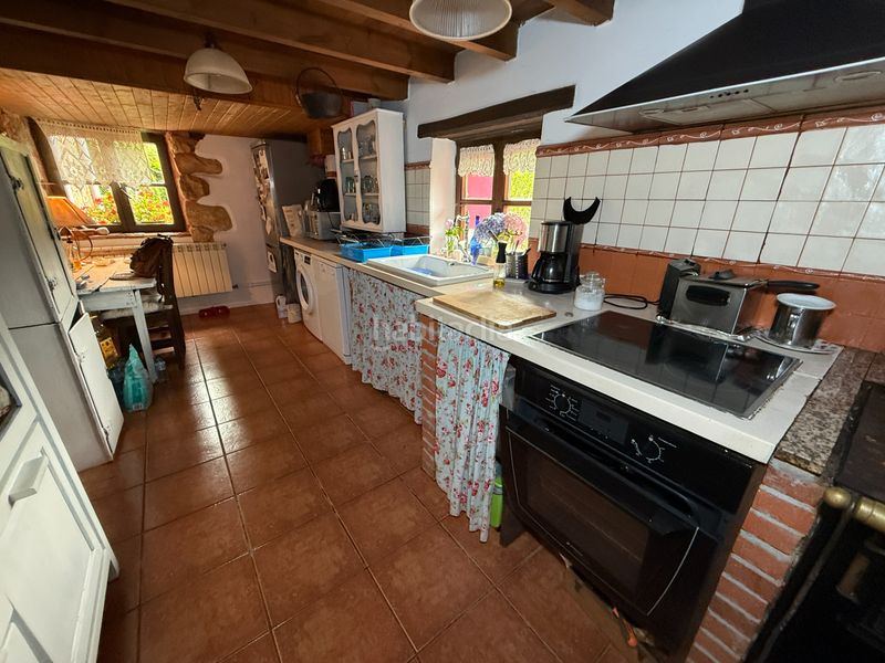 Foto f3c8771e-f848-4c73-9543-7f7b742d91e0. Casa amb calefacció aparcament a Ribadesella