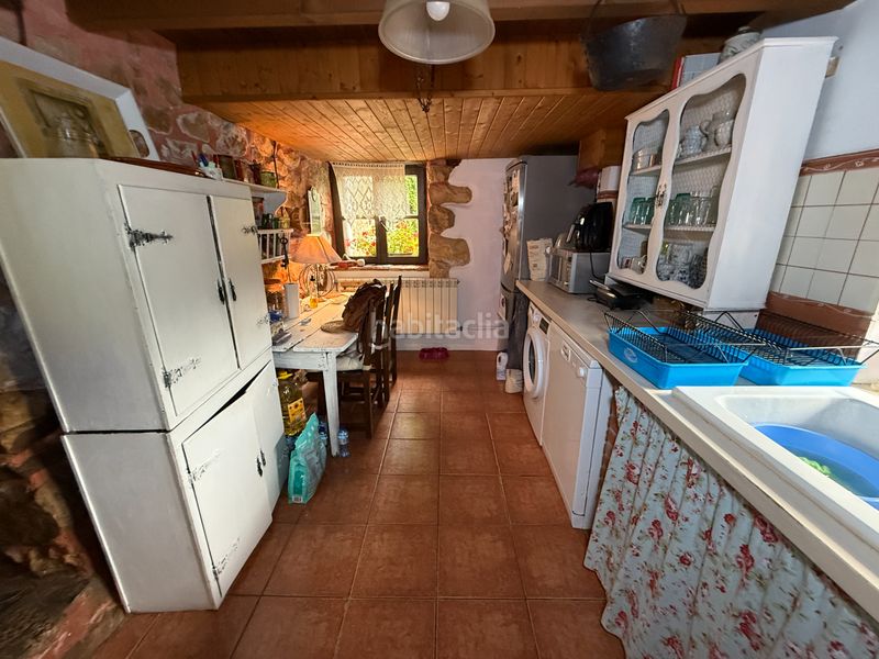Foto f4944b50-742b-4af4-a15d-751f11a73706. Casa amb calefacció aparcament a Ribadesella