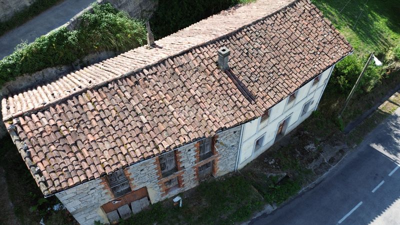 Foto 68b51b8e-eedc-4a23-8e54-c8bcce209136. Casa a as-231 5 a Lena