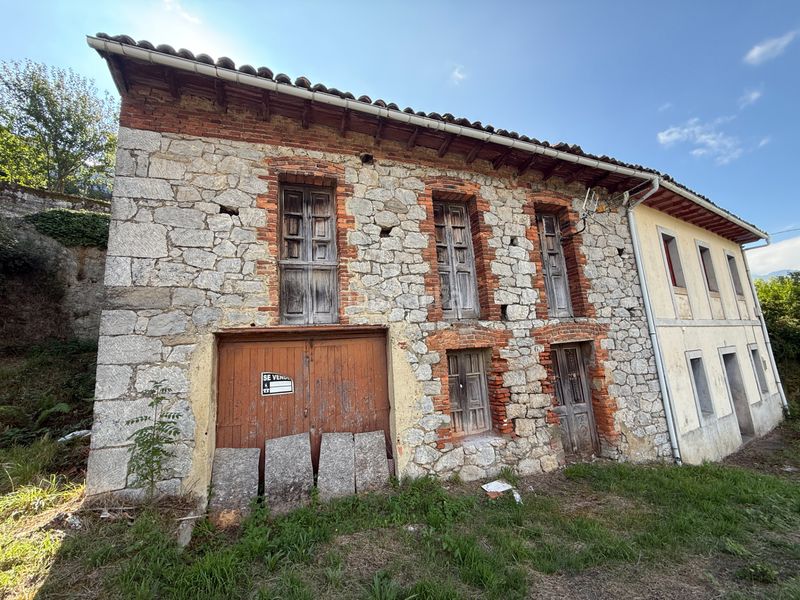 Foto e92b6e79-2fd8-4c89-a9bf-21f09d5fda2b. Casa a as-231 5 a Lena