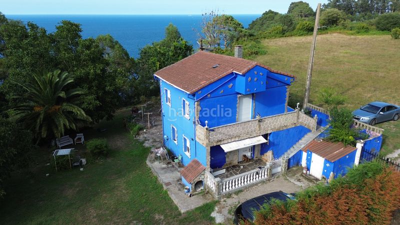 Foto 40fae587-d1d0-41a6-8c56-67d18c5b62f0. Casa amb xemeneia calefacció aparcament a Cudillero