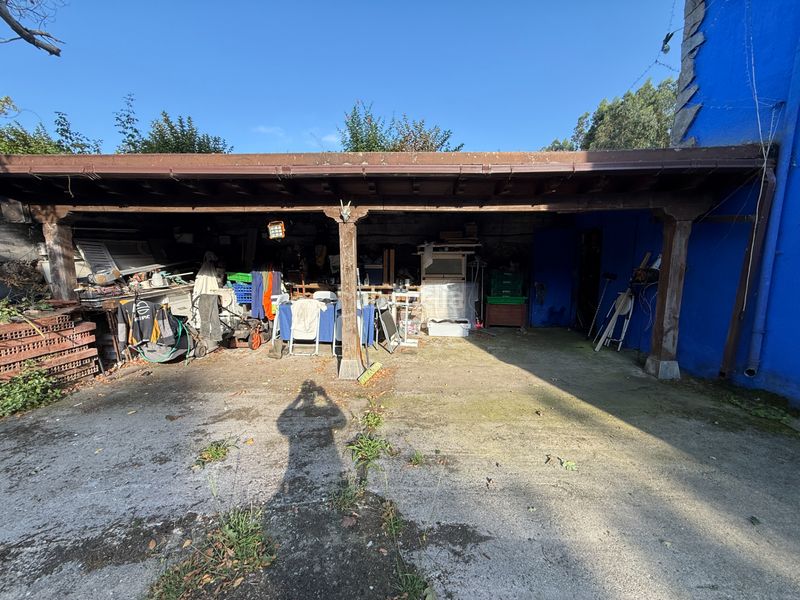 Foto 8001719c-e879-4782-8d0a-f8ca037c6005. Casa amb xemeneia calefacció aparcament a Cudillero