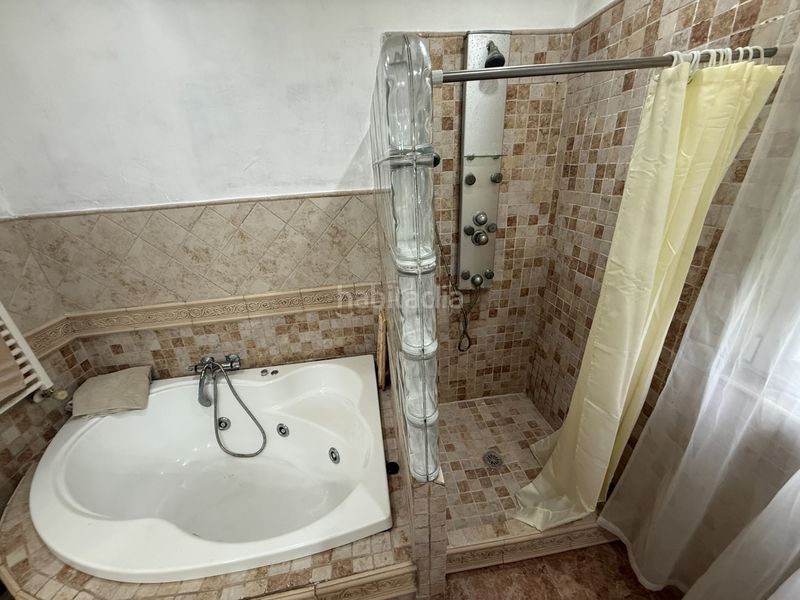 Foto a888f0b1-3423-4548-be25-1f6b9b51d9ac. Casa amb xemeneia calefacció aparcament a Cudillero