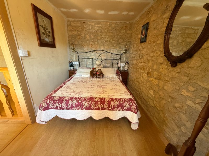 Foto e7f40cdb-1500-4d4b-b9a0-eff24e0f9b9a. Casa amb calefacció aparcament a Sama Langreo
