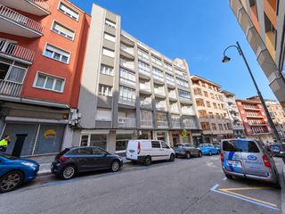 Flat  Avenida fernández balsera. Piso con ascensor, trastero y tres terrazas en avenida fernández