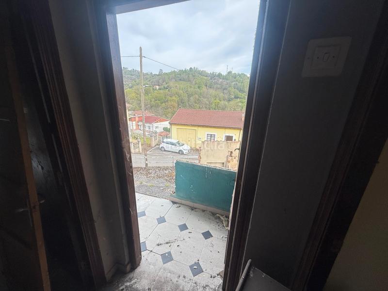 Foto a6c82cc8-827e-481d-917c-b37b3388e45e. Casa finca para rehabilitar en entorno rural con vistas espectaculares – en Langreo