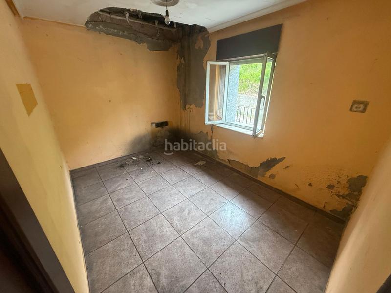 Foto b191cdb2-bfda-4f6a-8b39-5dfff3d538ca. Casa finca para rehabilitar en entorno rural con vistas espectaculares – en Langreo