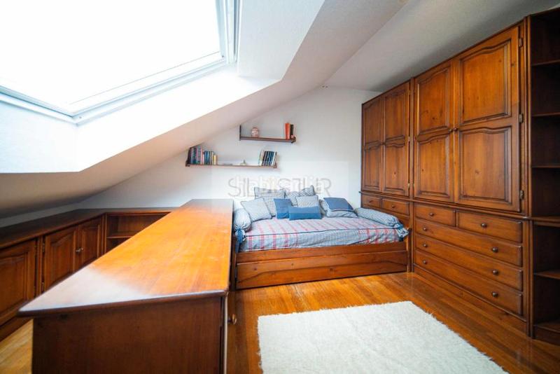 Foto 22d2ff06-19df-48ca-8e70-6b2fde2dd4ab. Duplex avec chauffage dans Parres