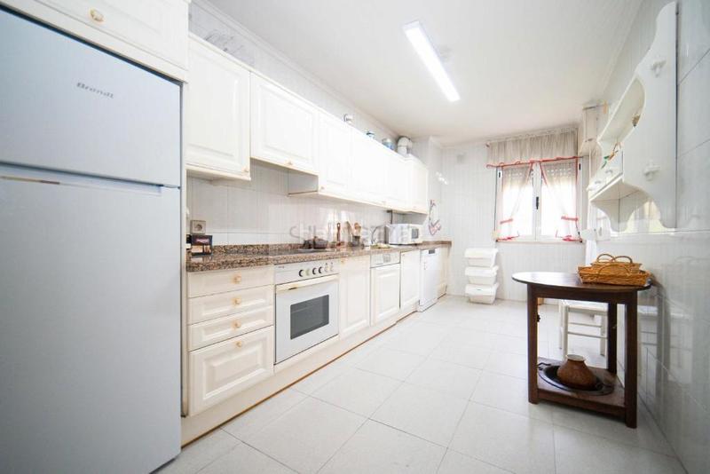 Foto 5afae3c4-f852-4927-bf85-0d06898a6e96. Duplex avec chauffage dans Parres