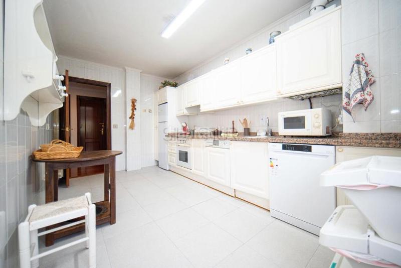 Foto 6d680e9e-127f-4df5-83d0-c08d39fdac81. Duplex avec chauffage dans Parres