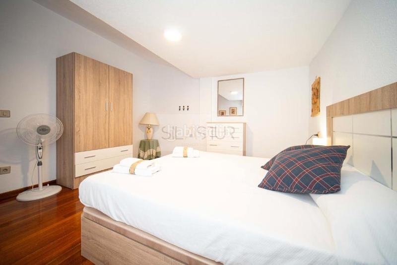 Foto ae0c0e4b-b412-45a5-84b9-322d970cabbf. Duplex avec chauffage dans Parres