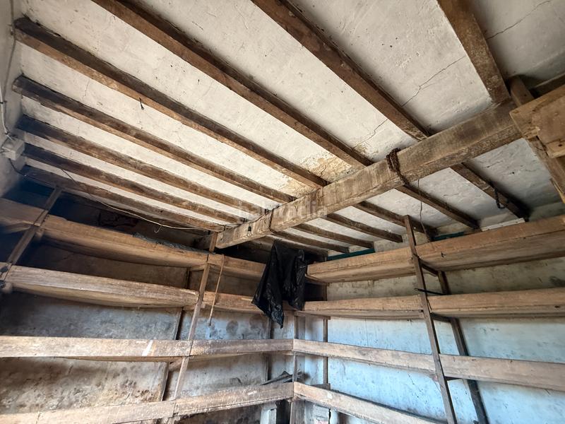 Foto 0fdd0bb7-f53f-4055-b348-a2ccf3517049. Casa amb aparcament a Pravia