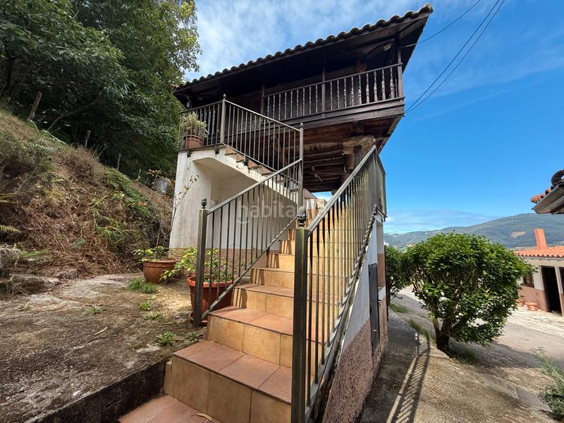 Foto 18ca649d-bec4-49d0-b3f3-85d7c7f55e0e. Casa amb aparcament a Pravia