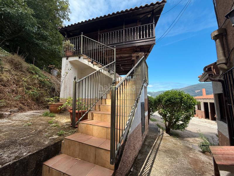 Foto 506f3fbe-9e86-4b4c-a67c-21567c81164e. Casa amb aparcament a Pravia