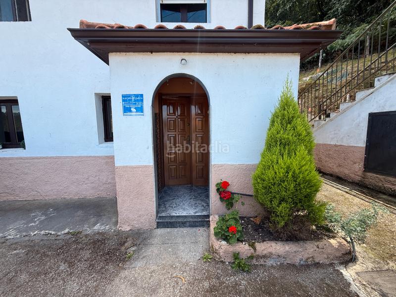 Foto 6151f7c2-1de5-40a8-ac40-8d570c69dd3a. Casa amb aparcament a Pravia