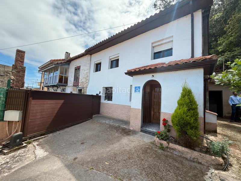 Foto 76a9afcc-8fa0-48cf-a729-d043fca00921. Casa amb aparcament a Pravia