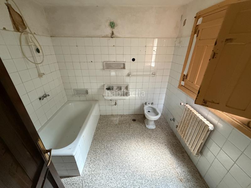 Foto 8a13ba4b-42a3-4a8c-b163-4b1dccb514cc. Casa amb aparcament a Pravia