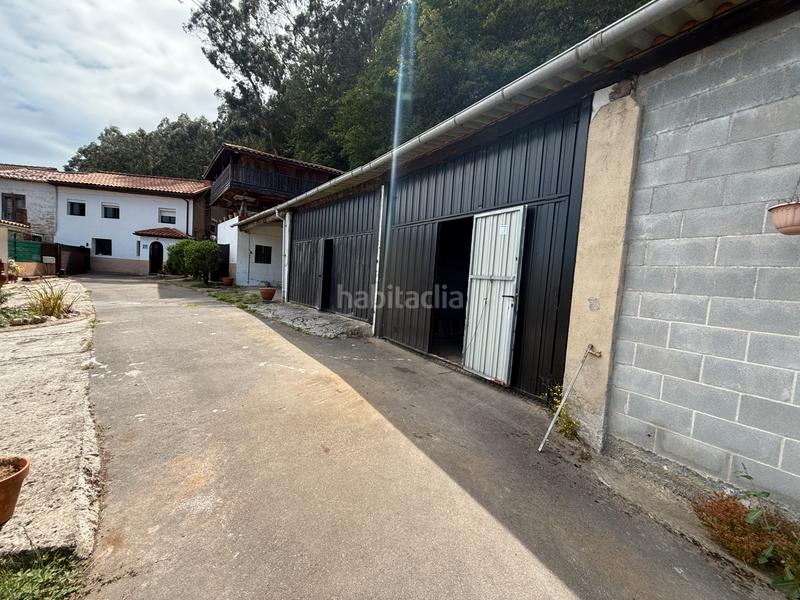 Foto 98c7caf6-f82d-4ed2-a5da-73861d53af78. Casa amb aparcament a Pravia