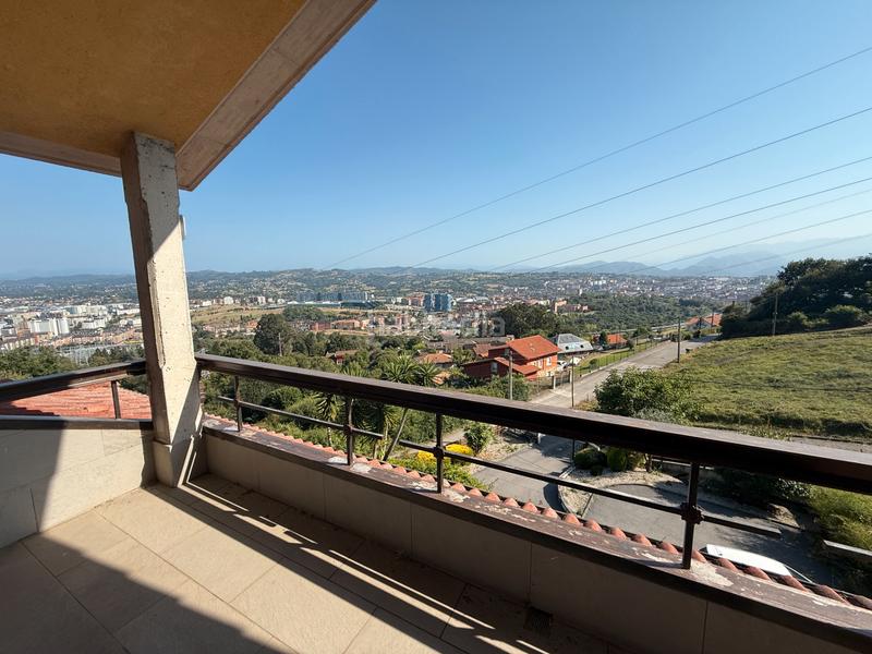 Foto a425f143-c9c1-41ba-86c0-cff39aaeaa8d. Chalet en Parroquias Norte - Naranco Oviedo