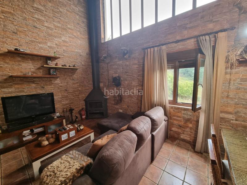 Foto 01be9e44-e1b5-4f12-b867-cc99780176f1. Chalet en La Felguera Langreo