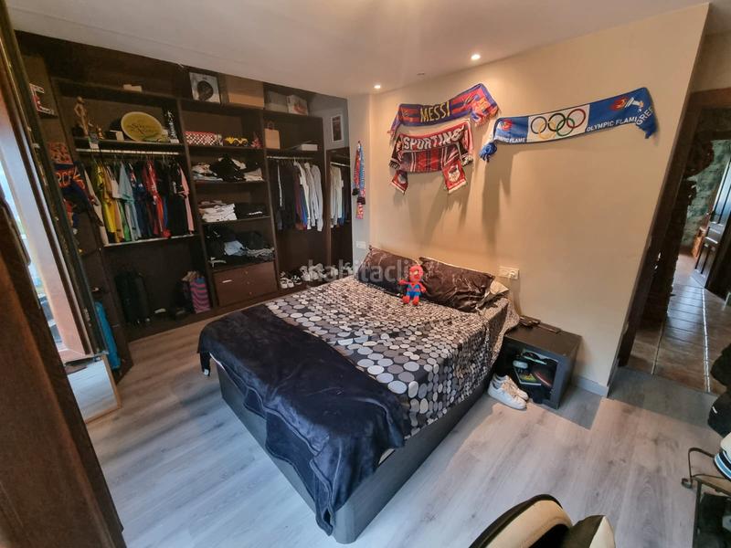 Foto 5bfab03d-f643-442e-9e32-b8a6f74e6e7a. Chalet in La Felguera Langreo