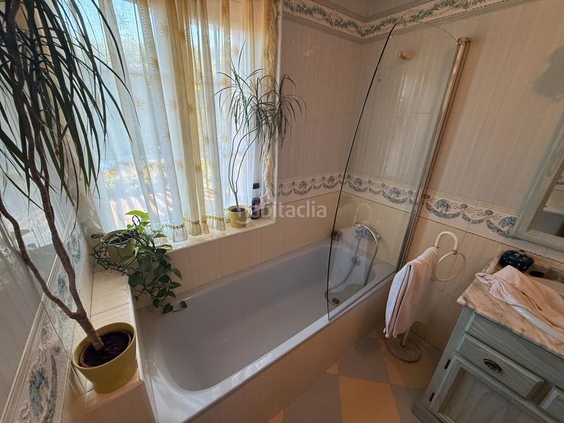 Foto 090c2458-b351-4cb8-94fa-c5bfbe6022cc. Chalet en Piedras Blancas Castrillón