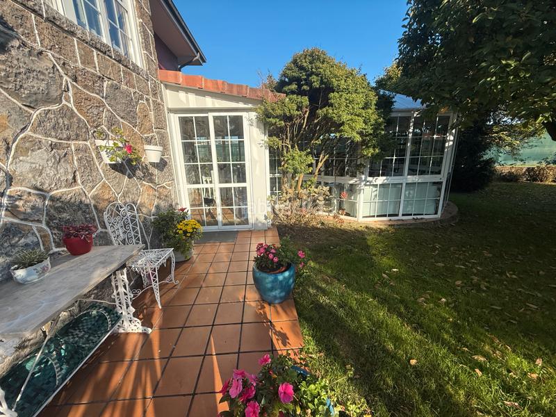 Foto 1141cf33-93b1-48ec-bb82-77e7ccc5efd3. Chalet en Piedras Blancas Castrillón