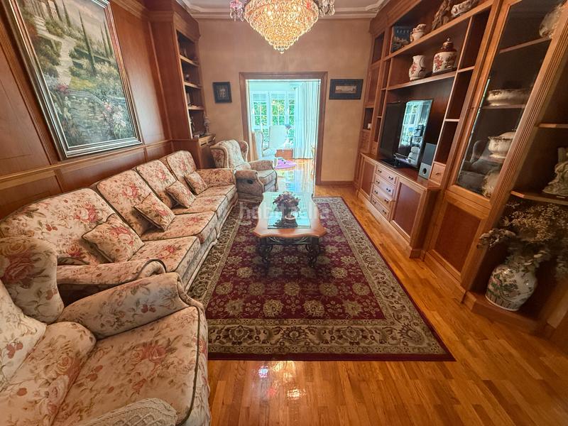 Foto 139a20e5-0a1f-4647-9c96-de5de5382655. Chalet with heating parking pool in Piedras Blancas Castrillón