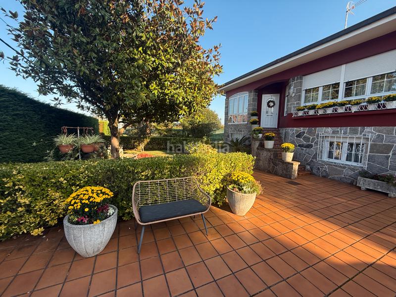 Foto dab896ca-fc6d-48d6-b0f2-03eace57d86e. Chalet with heating parking pool in Piedras Blancas Castrillón