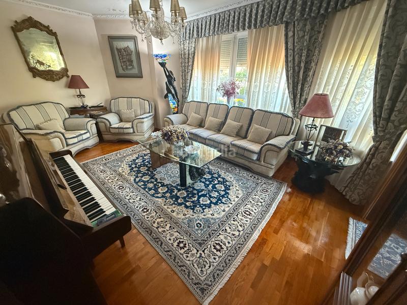 Foto c2baa455-cade-40a9-b639-d206805c7e86. Xalet amb calefacció aparcament piscina a Piedras Blancas Castrillón