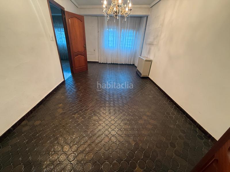 Foto 0585069c-91c7-433a-b07b-dc5327faee45. Etagenwohnung mit parking in Centro Avilés