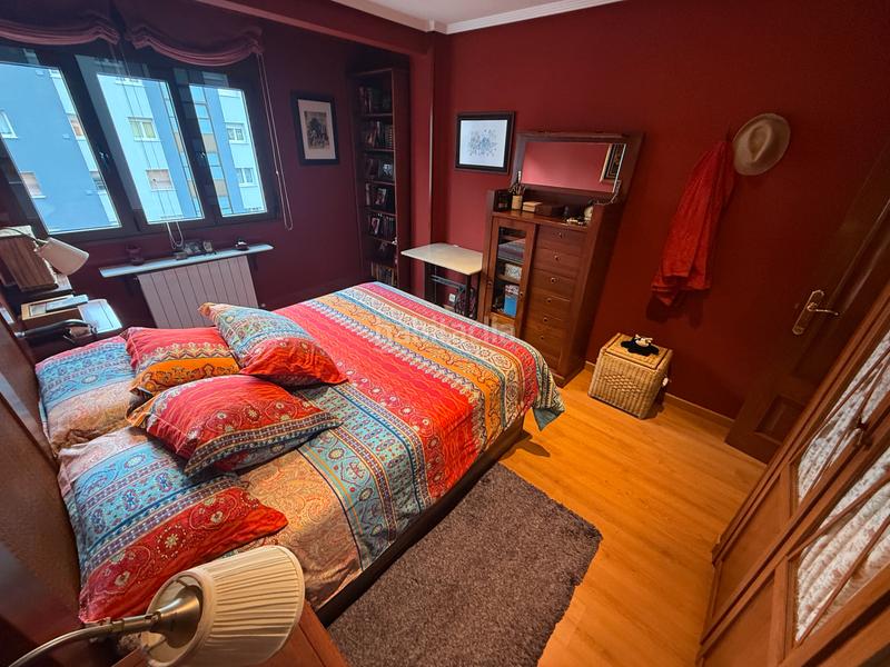 Foto 020d8955-a149-44ec-93f8-949850f6d9f1. Pis a Centro Avilés