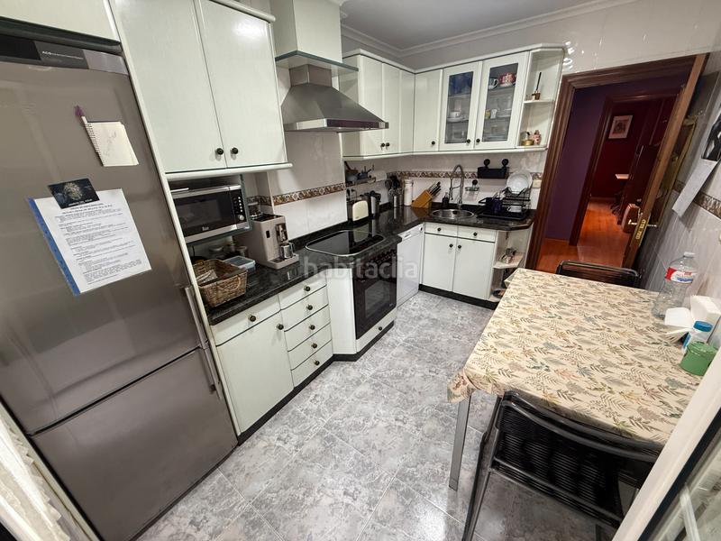 Foto a24fe2d5-bf5d-4d17-8c00-c406cf084c71. Pis a Centro Avilés