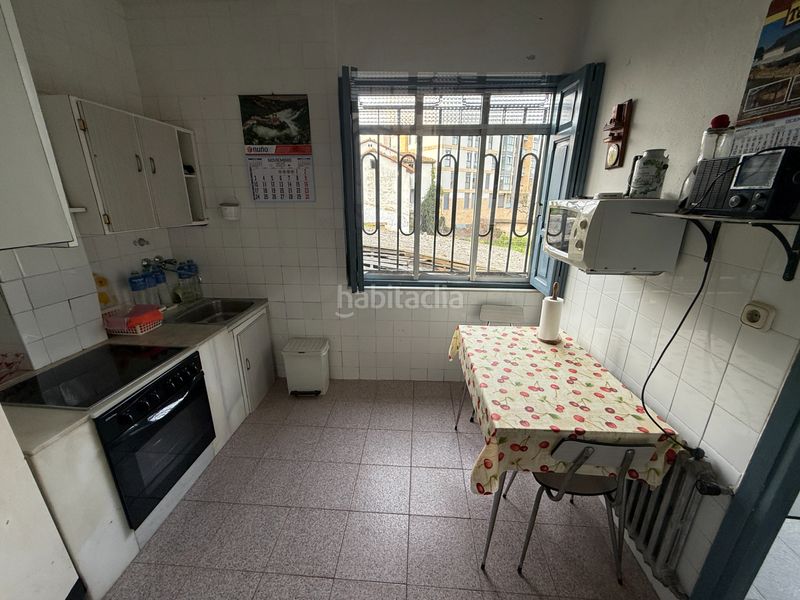 Foto 5f6dfb9e-d235-42b0-bb74-e14f7e7ce47e. Casa a Grado