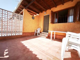 Casa adossada a Calle ESTRIBOR
