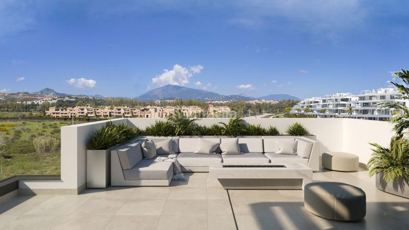 Foto 409c62d0-85e8-4e1a-9490-02733c96cd62. Chalet mit pool in Nueva Atalaya Estepona