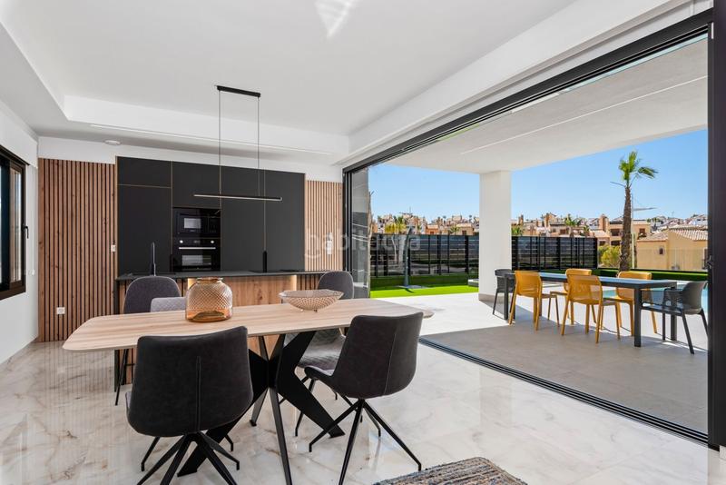 Foto e7609f93-fb27-413b-b057-517fd0795742. Xalet amb aparcament piscina a Algorfa