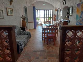 Mas à Huéscar. Descubre el encanto y atractivo único de esta hermosa casa cueva