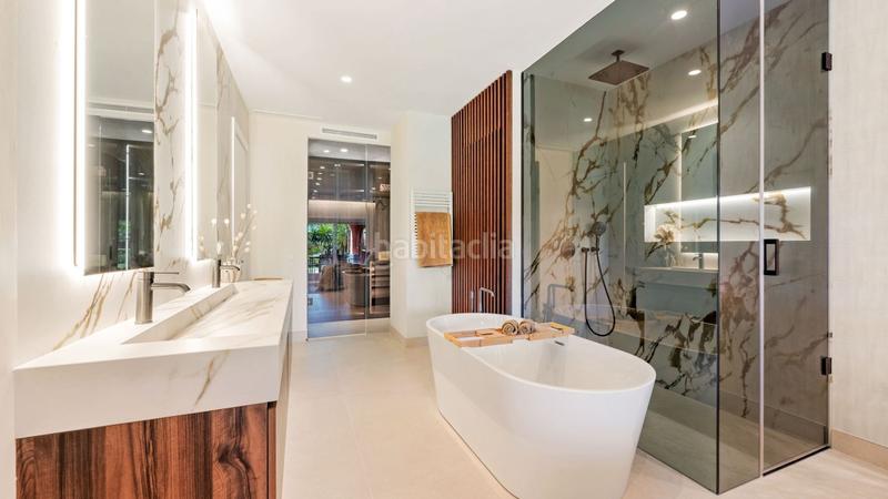 Foto e697b870-ac58-4534-a1fb-0f2e8f11b277. Apartamento  pl baja recientemente renovado con orientación sur en new golden mile en Estepona