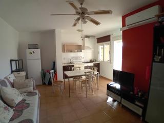 Apartament a Los Puertos. Apartamento  primera planta en venta en isla plana