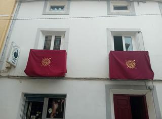 Casa adossada a Huéscar. Adosa en el centro de huéscar con local comercial