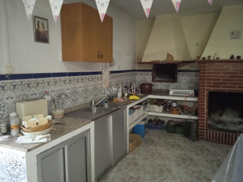 Foto 2c65a9c2-bbee-46cf-9169-2744a98190bb. Casa finca de olivos en venta en Guadix