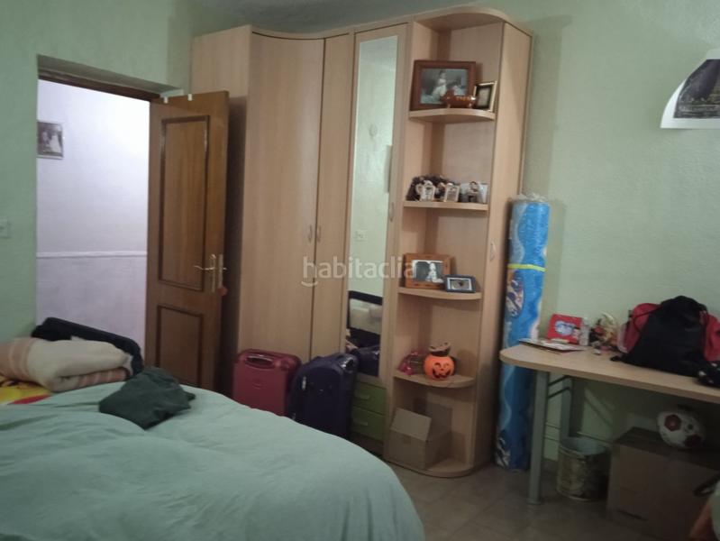 Foto 34e588f0-9a18-440d-a9fa-abdeee8e7159. Casa finca de olivos en venta en Guadix