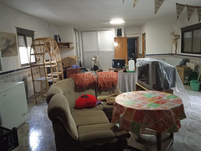 Foto b1d34de3-15ce-439f-84e4-f497c4e06787. Casa finca de olivos en venta en Guadix