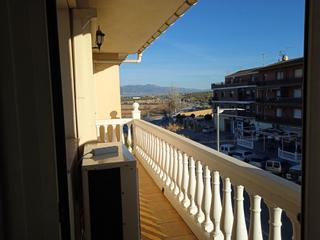 Apartament a Cuevas del Campo. Apartamento en calle principal en cuevas del campo