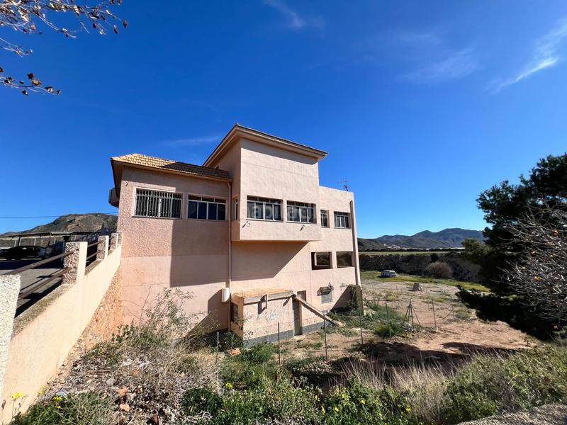 Foto edec0800-d3cb-48ef-b037-07e19e19a29f. Casa amb aparcament a Los Puertos Cartagena