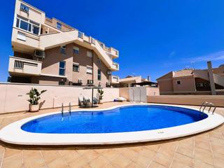 Appartement in El Alamillo. Luminoso apartamento de 2 dormitorios en venta en el alcolar, pu